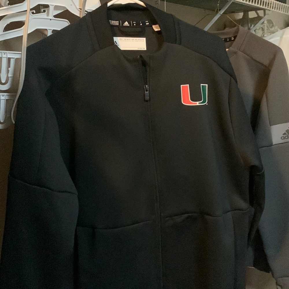 Women’s Adidas black sweater with zipper. Size medium